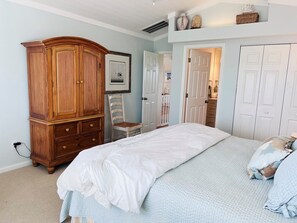 4 bedrooms, WiFi, bed sheets