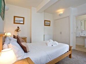 2 bedrooms, free WiFi