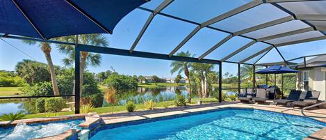 Lämmitetty uima-allas