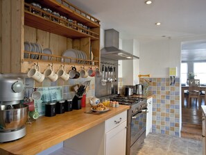 Dishwasher, cookware/dishes/utensils