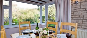 4 bedroom accommodation in Weymouth