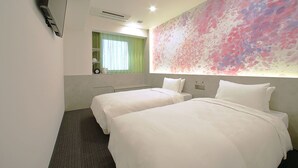 ตู้นิรภัยในห้องพัก, ผ้าม่านกันแสง, ห้องเก็บเสียง, Wi-Fi ฟรี