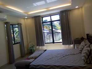 3 bedrooms - Bohol Sweet Home Bed and Breakfast (Guindulman)