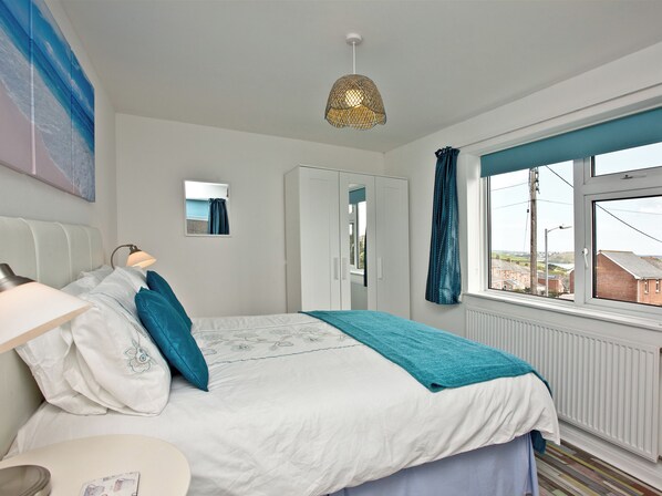 3 habitaciones, wifi gratis y ropa de cama