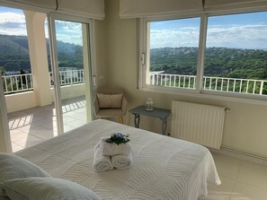 3 habitaciones, tabla de planchar con plancha y wifi gratis 