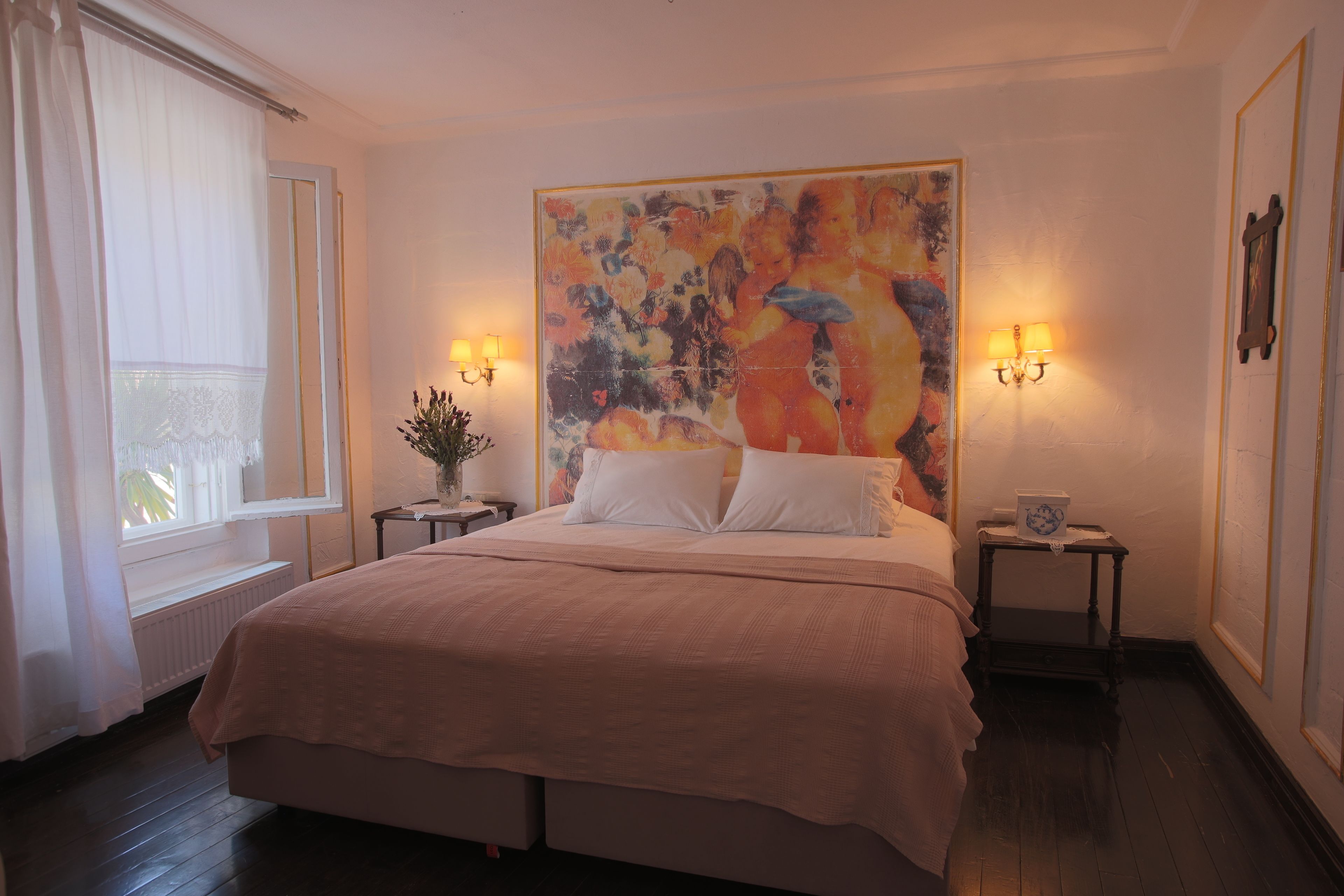 soundproofing, iron/ironing board, free wifi, bed sheets