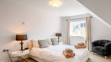 4 bedrooms, free WiFi