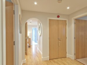 Interior - 3 bedroom accommodation in Westward Ho! (Westward Ho!)