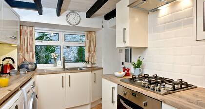 2 bedroom accommodation in Brixham