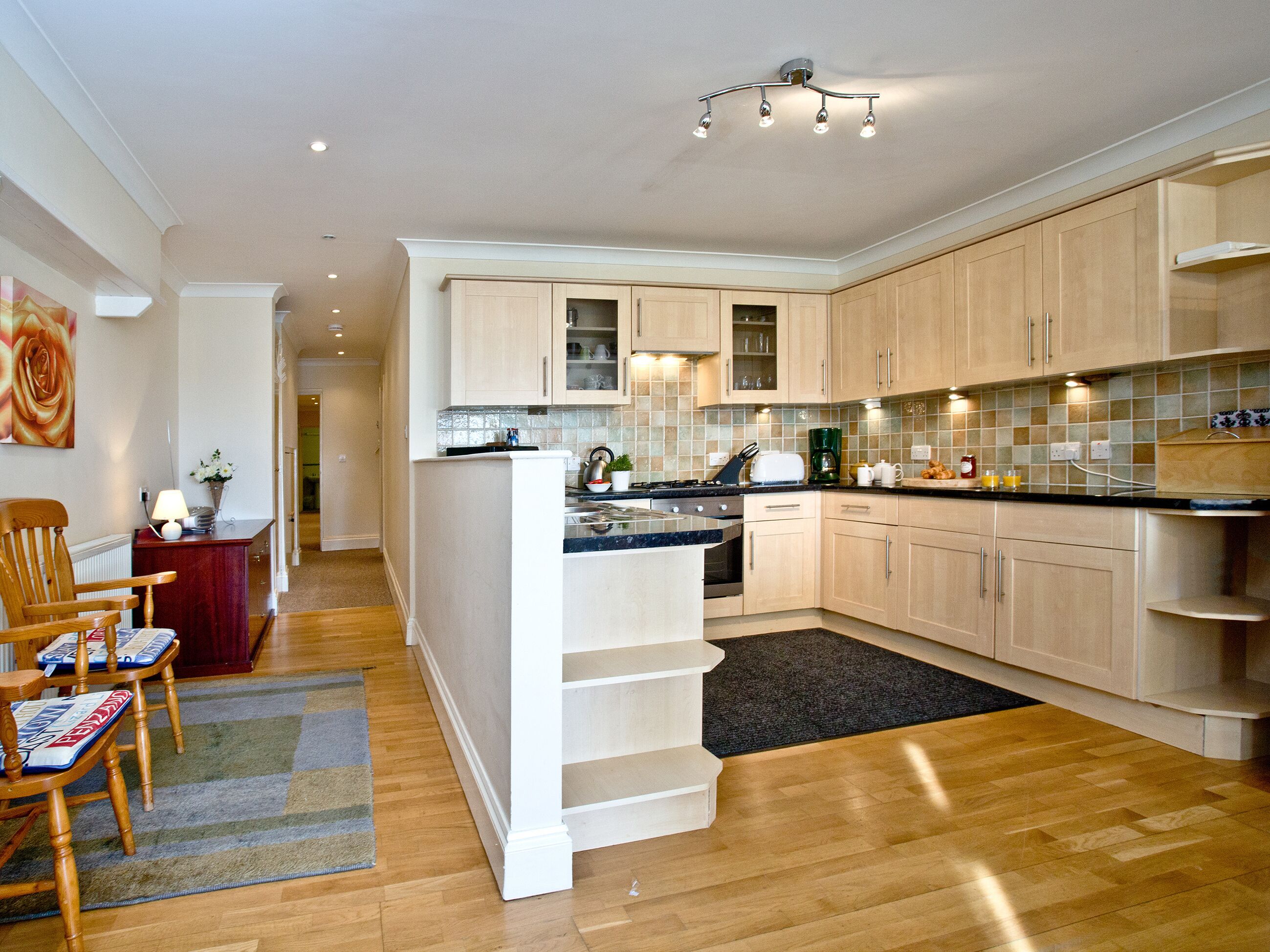 Dishwasher, cookware/dishes/utensils