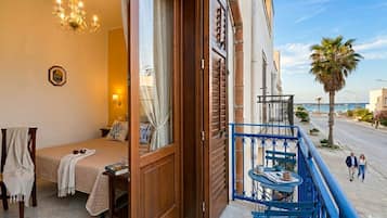 Double Room, Balcony | Premium bedding, minibar, in-room safe, desk