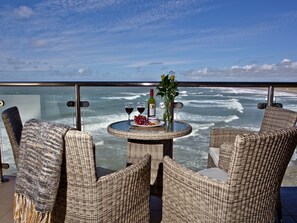 Outdoor dining - Sunset Bay - 31 Horizon View (Westward Ho!)