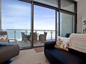 Netflix, streaming services - Sunset Bay - 31 Horizon View (Westward Ho!)
