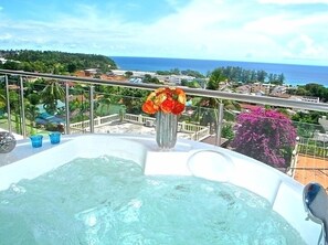 Bain à remous extérieur