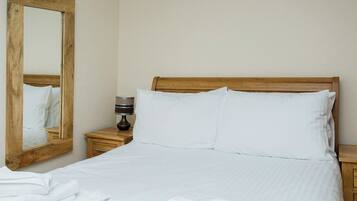 2 bedrooms, free WiFi, bed sheets