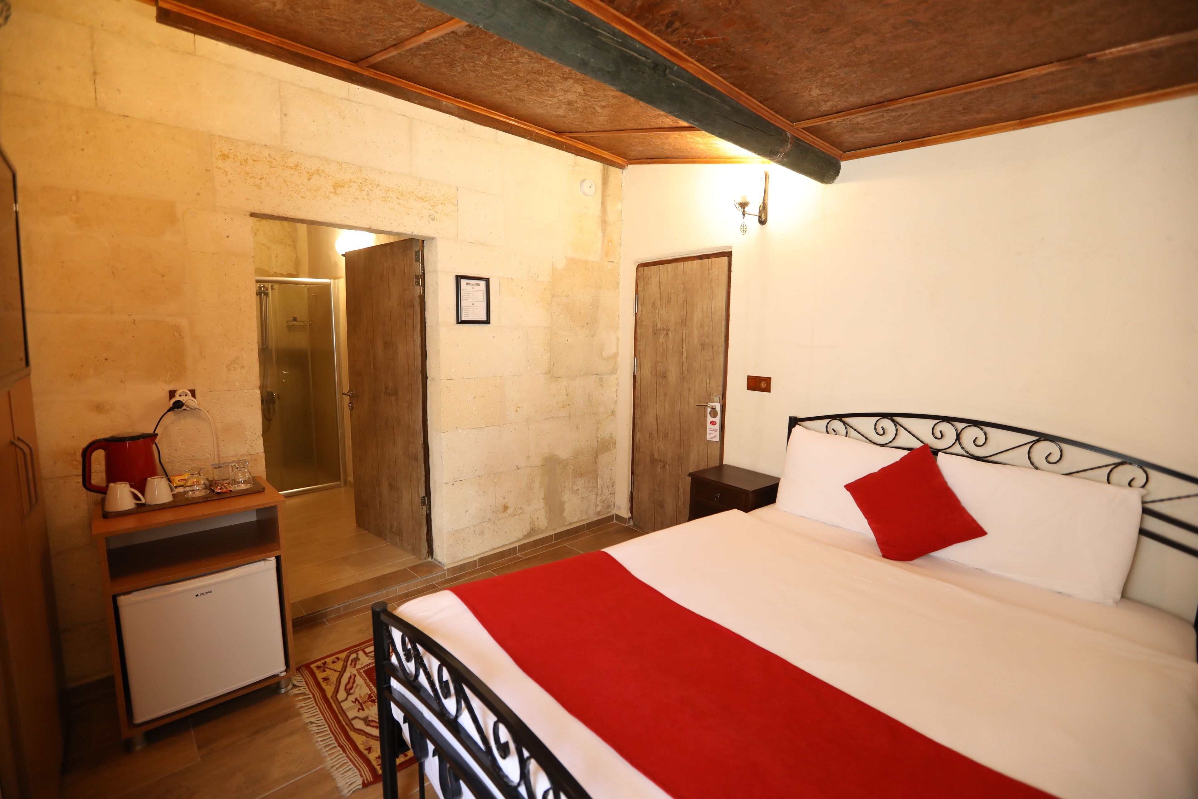 standard room | 1 bedroom, minibar, free wifi, bed sheets