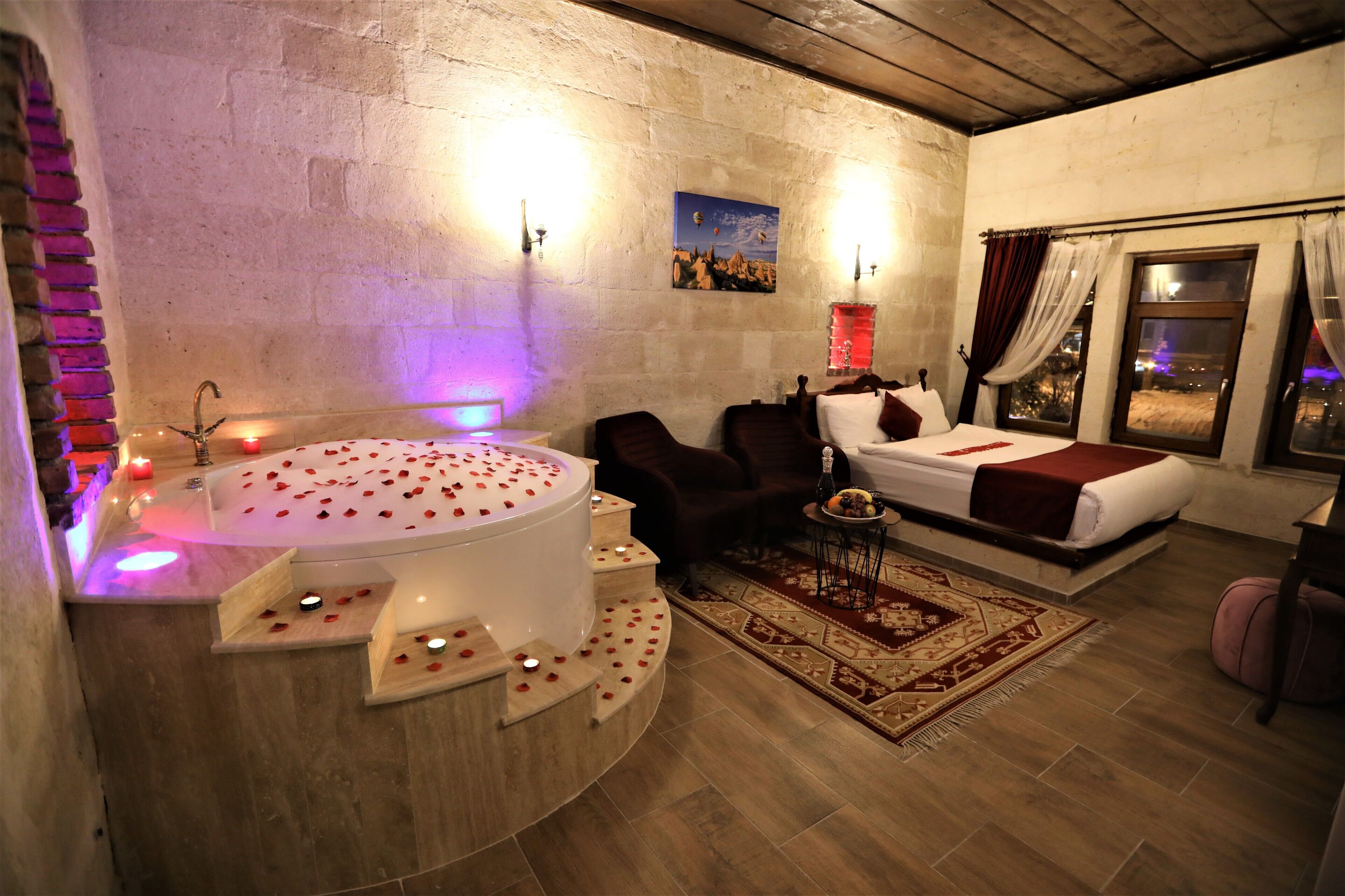 superior suite | 1 bedroom, minibar, free wifi, bed sheets