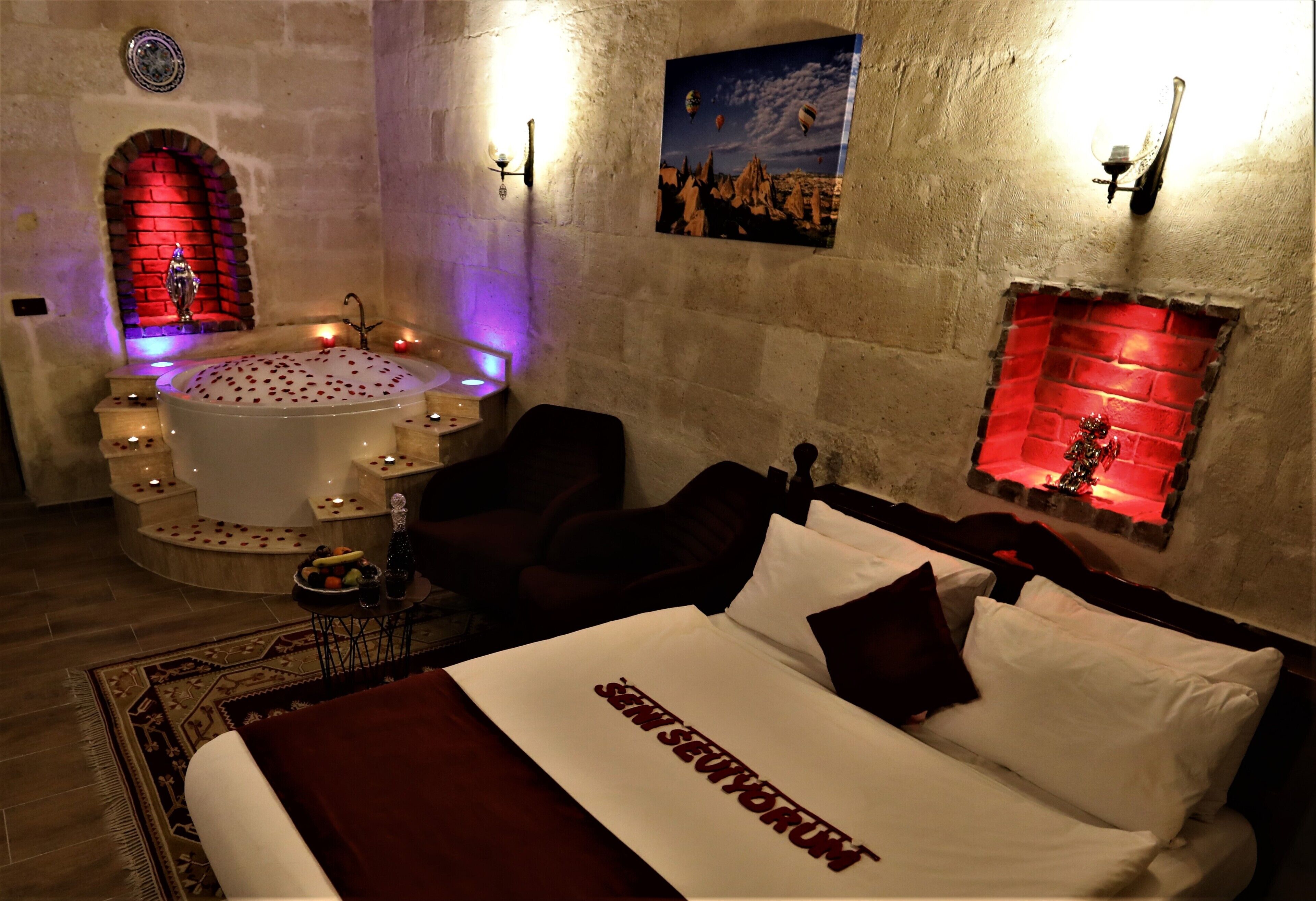 superior suite | 1 bedroom, minibar, free wifi, bed sheets