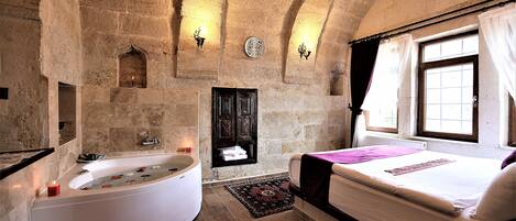 Suite panorámica | 1 habitación, minibar, wifi gratis y ropa de cama