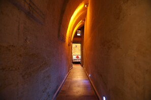 Häämatkasviitti | Minibaari, ilmainen Wi-Fi, vuodevaatteet