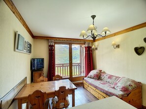 TV - Ski-in, 2 rooms, 5 ppl, south, Les Menuires (Les Menuires)