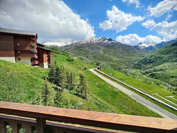 Property grounds - Ski-in, 2 rooms, 5 ppl, south, Les Menuires (Les Menuires)