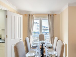 Dining - Marina views at this spacious and stylish apartment. (Brixham)