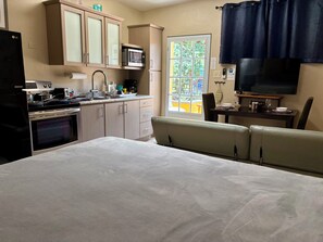 1 bedroom, free WiFi