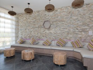 Interior - A contemporary eco-lodge on the gorgeous Una, St Ives resort. (Carbis Bay, near St Ives)