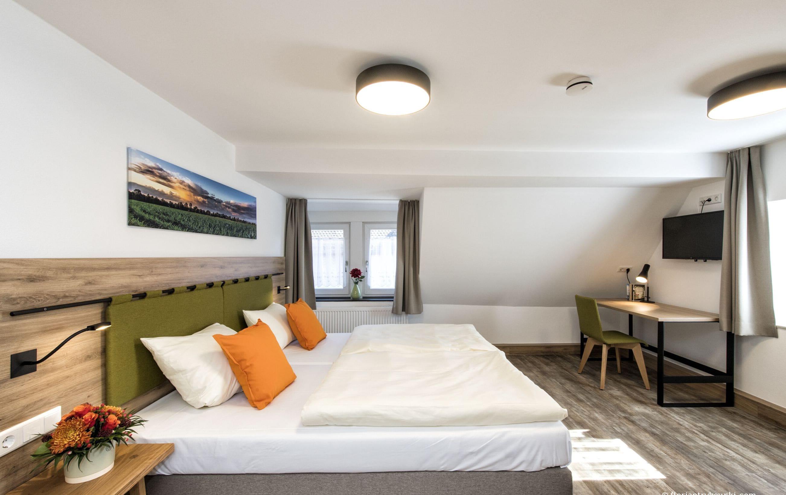 superior apartment - johann | 1 bedroom, in-room safe, desk, laptop workspace