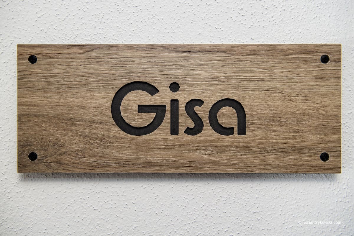 deluxe apartment gisa | room amenity