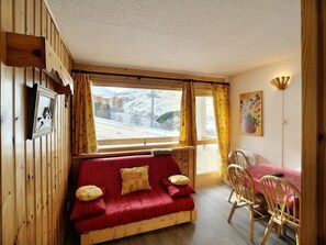 Interior - 3-room in Les Menuires, south, ski-in/ski-out, pets, parking (Les Menuires)