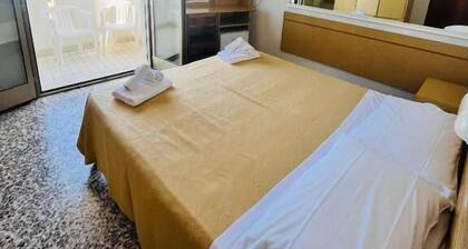 Hotel Columbia Frontemare