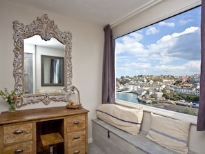 Interior - A characterful cottage with sea views, close to Brixham’s bustling harbour. (Brixham)