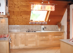 Fridge, microwave, oven, stovetop - Homerez - House in Triembach-au-Val (Triembach-au-Val)