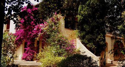 GROĂE VILLA, SĂDKORSIKA, PRIVATER BEREICH VON CALA ROSSA.
