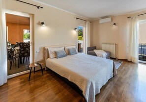 7 bedrooms, in-room safe, iron/ironing board, WiFi - Villa Lady Ni (Pula)