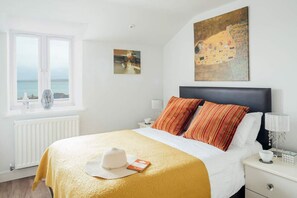 2 bedrooms, iron/ironing board, travel cot, WiFi