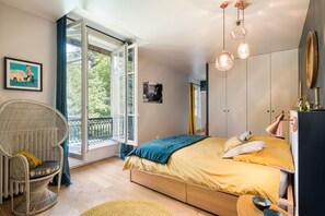 5 chambres, fer et planche à repasser, lit parapluie, Wi-Fi