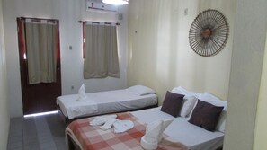 Double Room, 1 Double Bed | Minibar, desk, blackout drapes, iron/ironing board - Pousada Ecobaía (Baia Formosa)