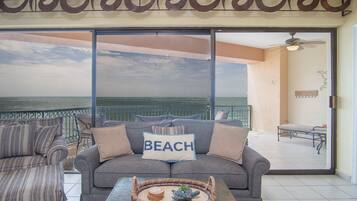 Smart TV, DVD player