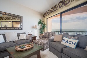 Smart TV, DVD player