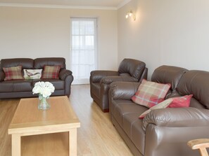 Living area - 3 bedroom accommodation in Llandysul (Llandysul)