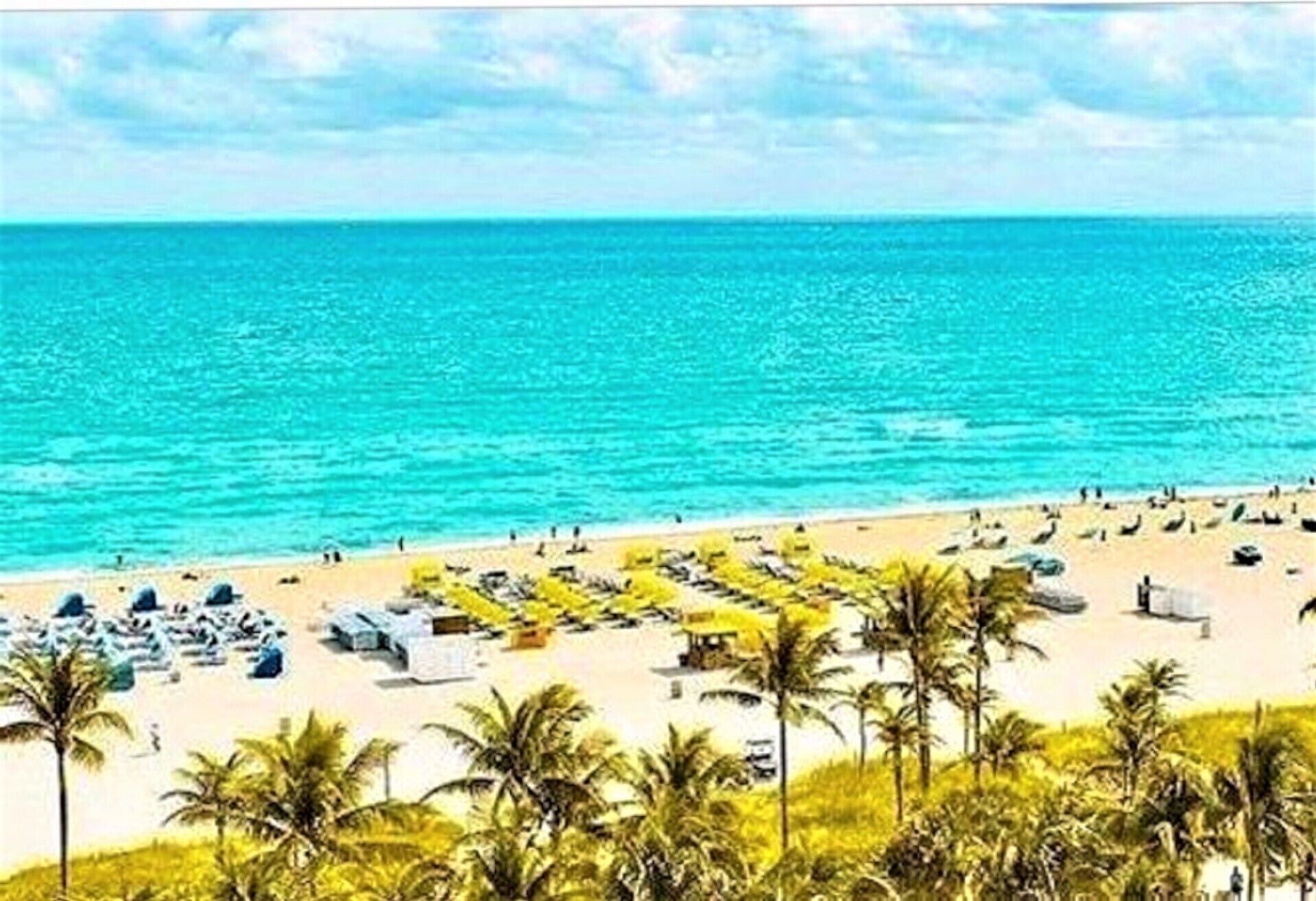 Large Two Bedroom with Pool next to the Ocean -
