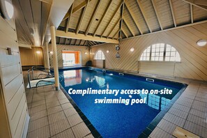 Pool - Waterfront Lodge 7 with Hot Tub (Kentallen Pier)
