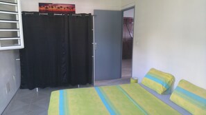 House, Partial Sea View | 2 bedrooms, individually decorated, individually furnished - Duplex la rivière (Deshaies)