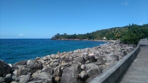 Una playa cerca