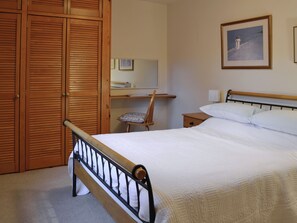 3 soverom, wi-fi (inkludert) og sengetøy