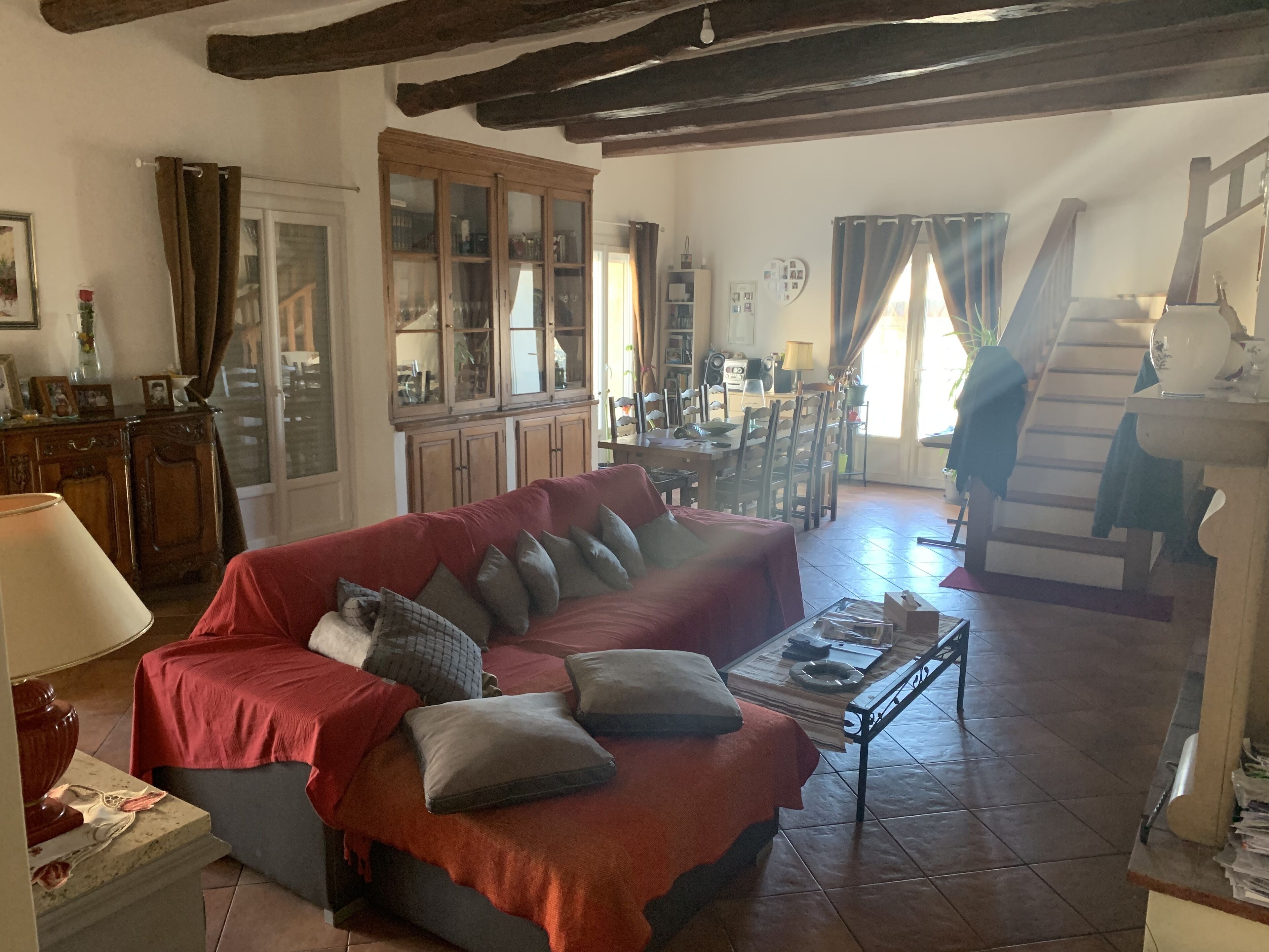 Télévision, cheminée