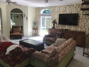 تلفزيون ذكي